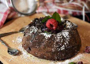 Vegan, Schokoladig und Zeitlos: leckerer Schokokuchen für Jedermann